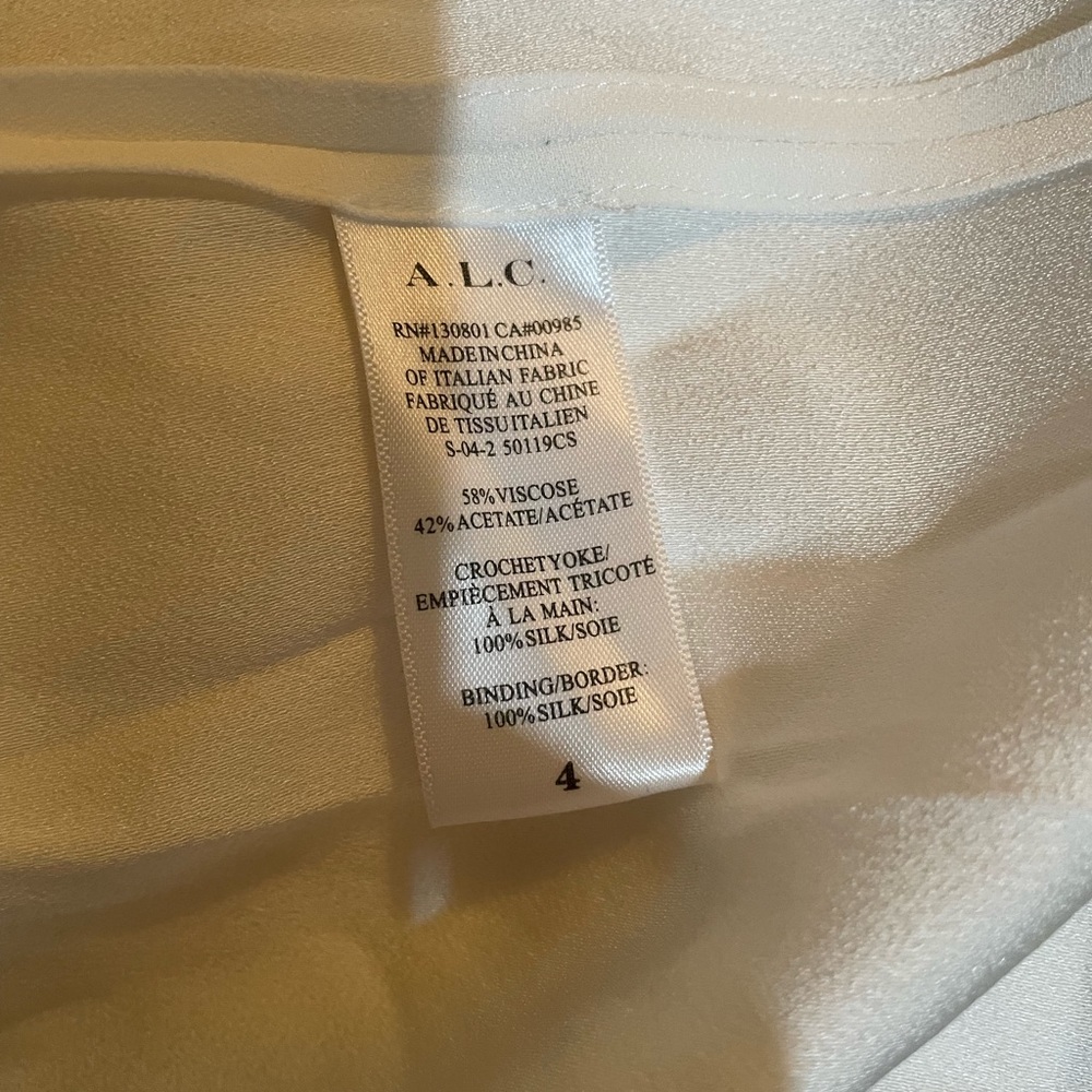 A.L.C. Sian Crochet Crepe Top Size 4 - Picture 6 of 6